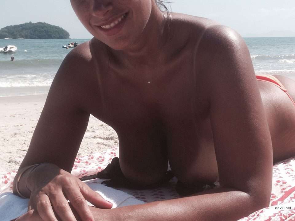 Amateur MILF Private Porn: Explicit Homemade Sex Pics