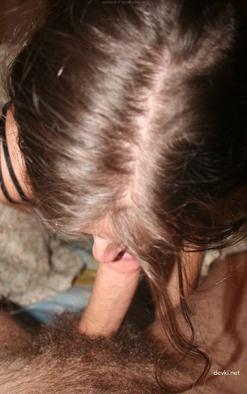 Explicit Amateur Porn: Vibrator in Pussy - Intense Orgasm Action