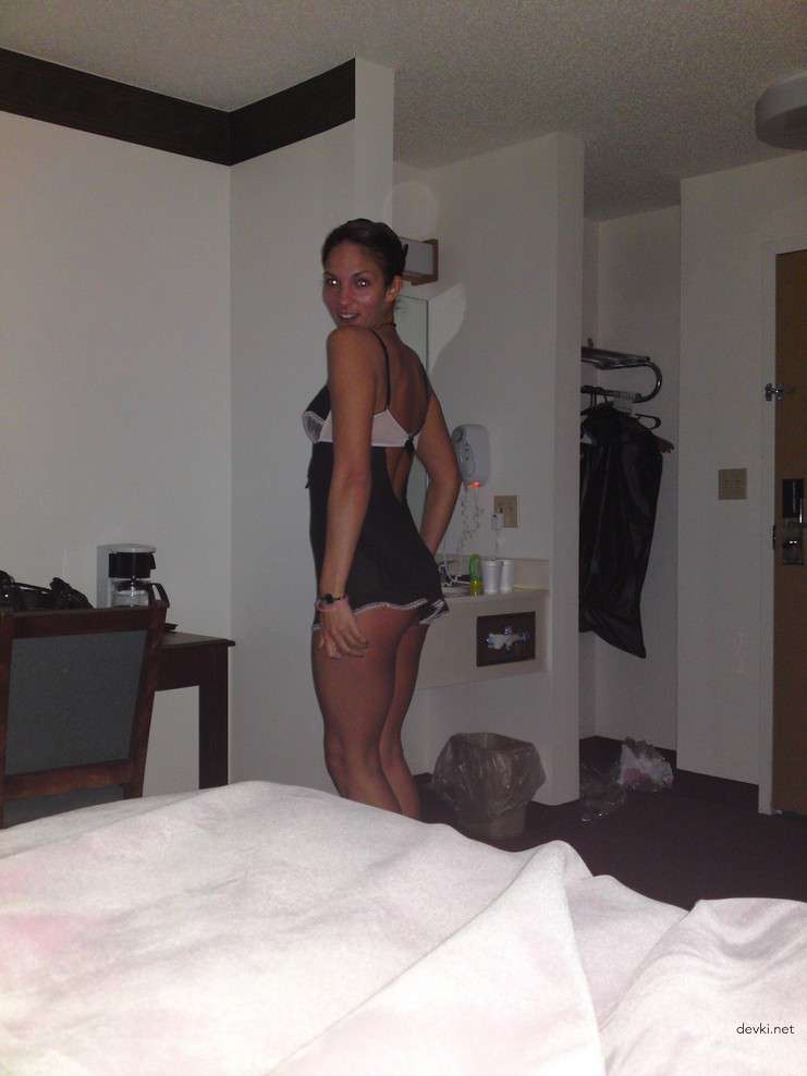 XXX Homemade Amateur Porn Pics: Explicit Archive of Amateur Sex Photos