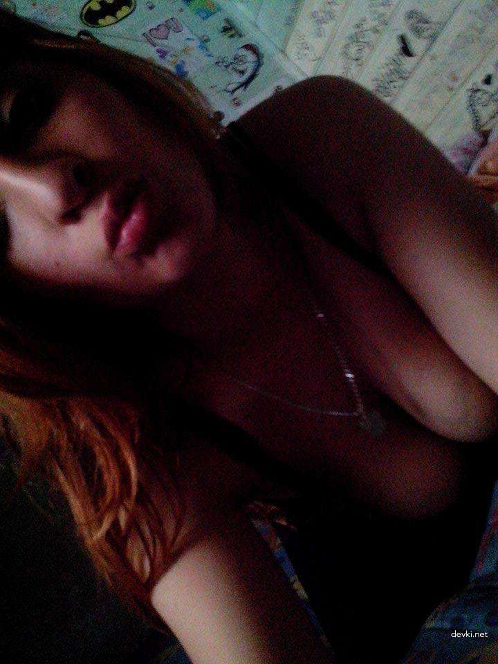 Hot Amateur Teen Girl Homemade Porn Pics - Explicit XXX Photos