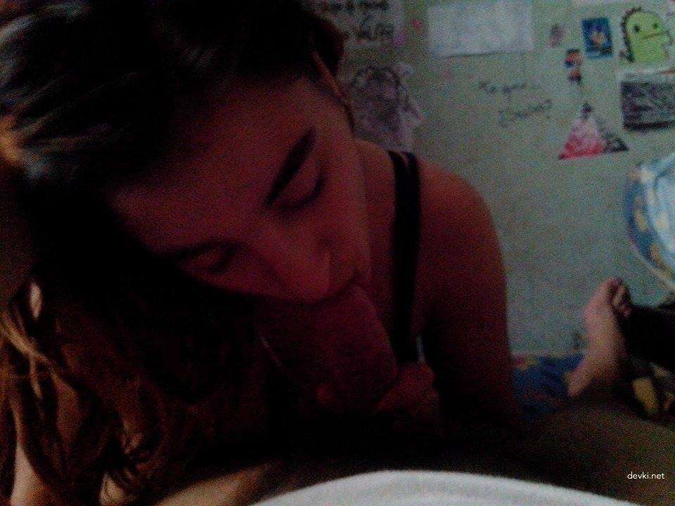 Hot Amateur Teen Girl Homemade Porn Pics - Explicit XXX Photos