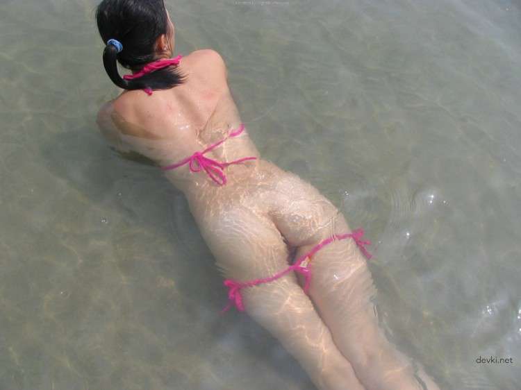 Explicit Asian Amateur Erotic Photos: Private Asian Erotica