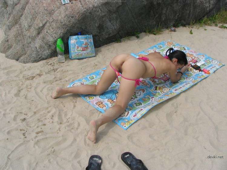 Explicit Asian Amateur Erotic Photos: Private Asian Erotica