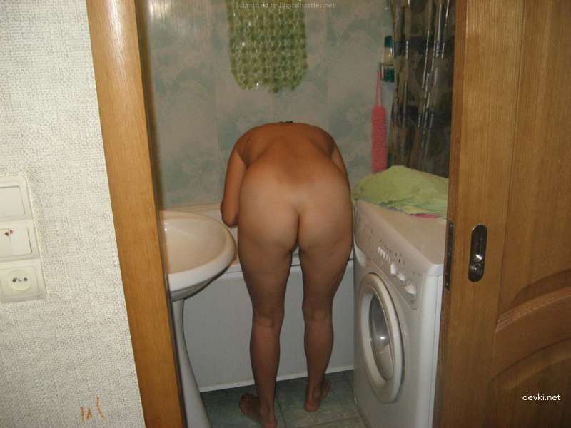 Hot Amateur Couple Playing with Each Other in Explicit Homemade Porn