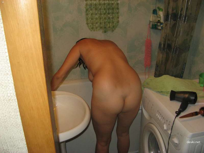 Hot Amateur Couple Playing with Each Other in Explicit Homemade Porn