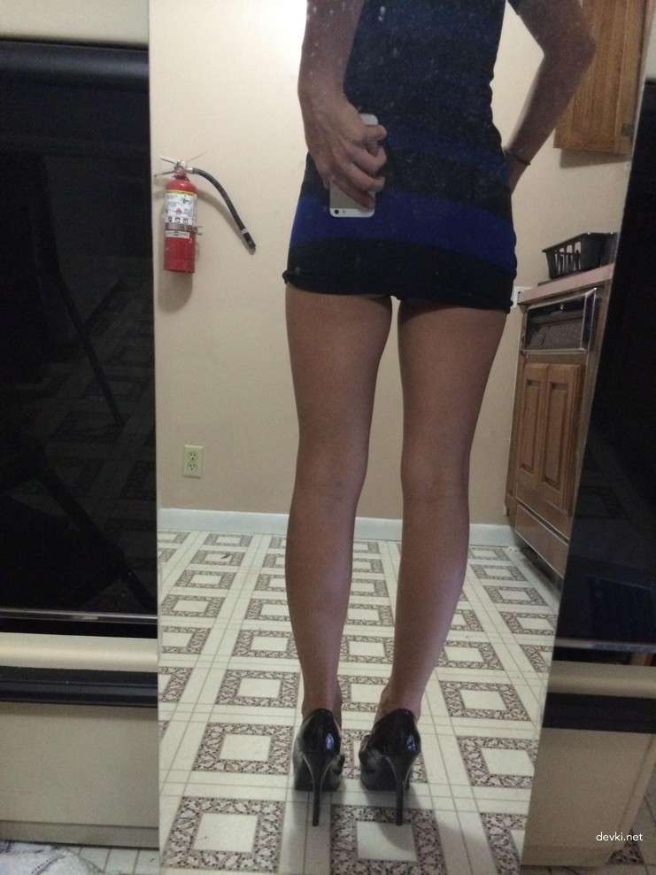 Hardcore Anal Plug Action: Amateur Porn with Butt Plug in Ass