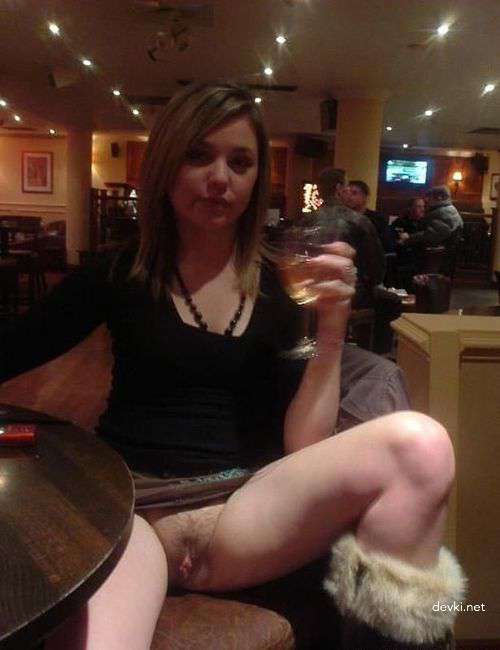 Private Girls' Explicit Amateur Photos: Uncensored and Raw!