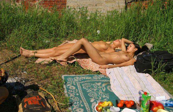 Hot Amateur Photos of Cute Girls: Explicit and Uncensored!