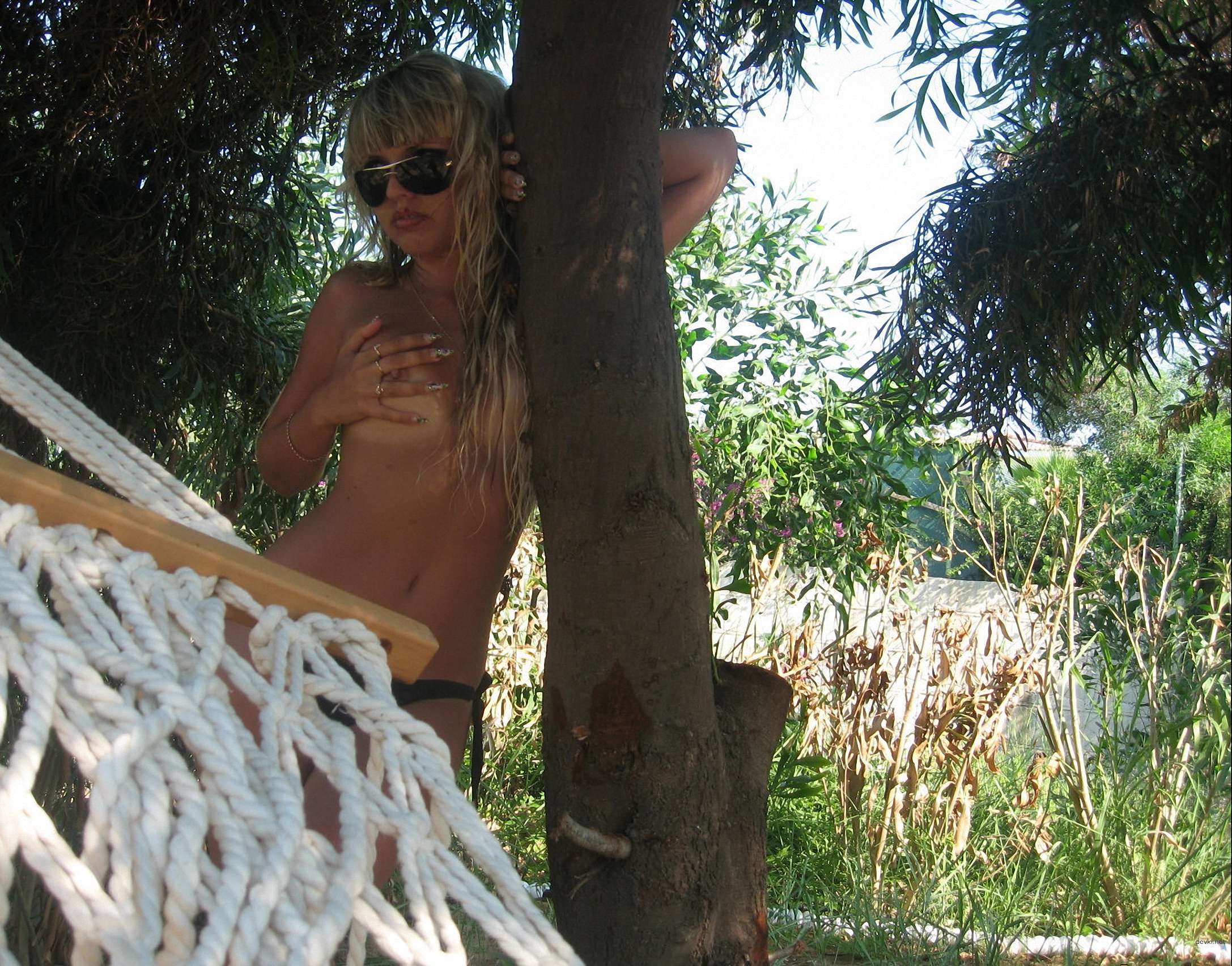 Amateur Bride Porn: Hot Sexwife Photos