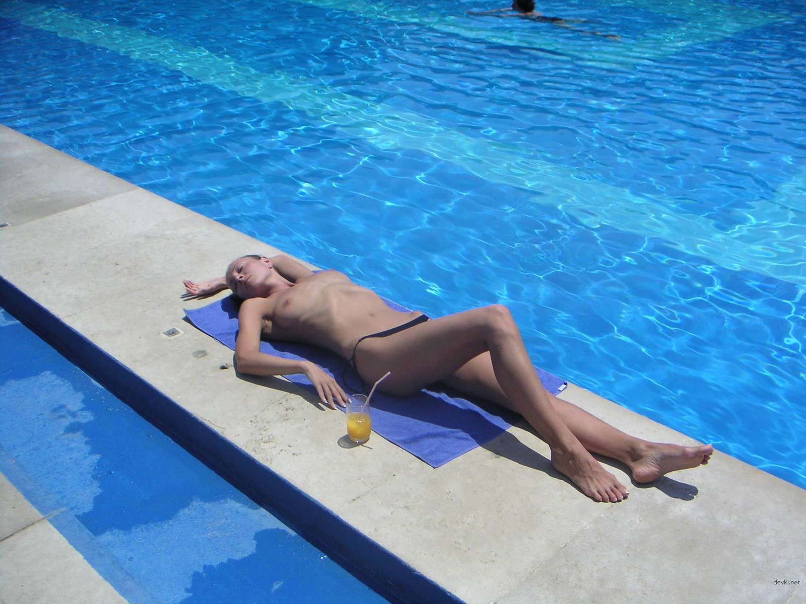 Amateur XXX Pics: Hot and Explicit Sex Photos for Your Pleasure!