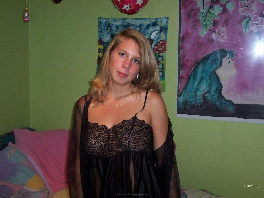 Amateur Girl Bends Over and Deepthroats Cock - Explicit Blowjob Photo