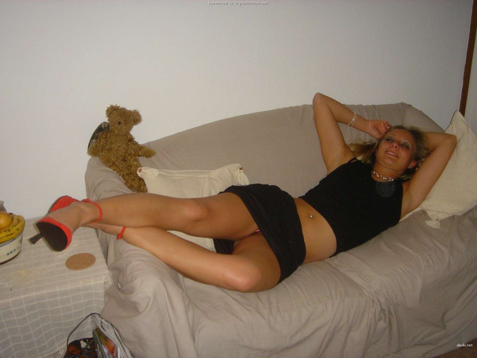 Raw Cowgirl Sex: Explicit Amateur Porn Photo