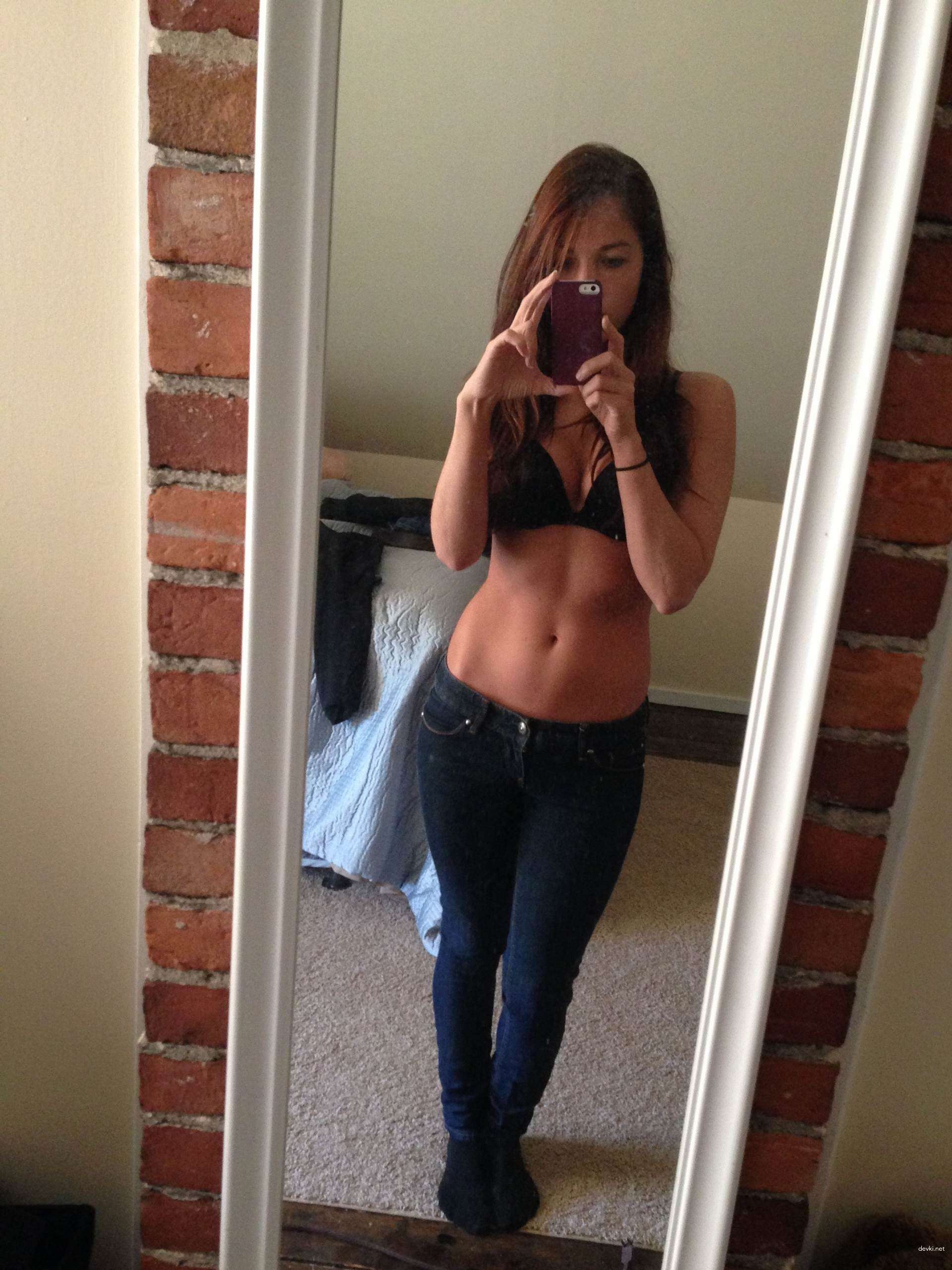 Roughly Bangs Fit Girlfriend: Amateur Porn Pics