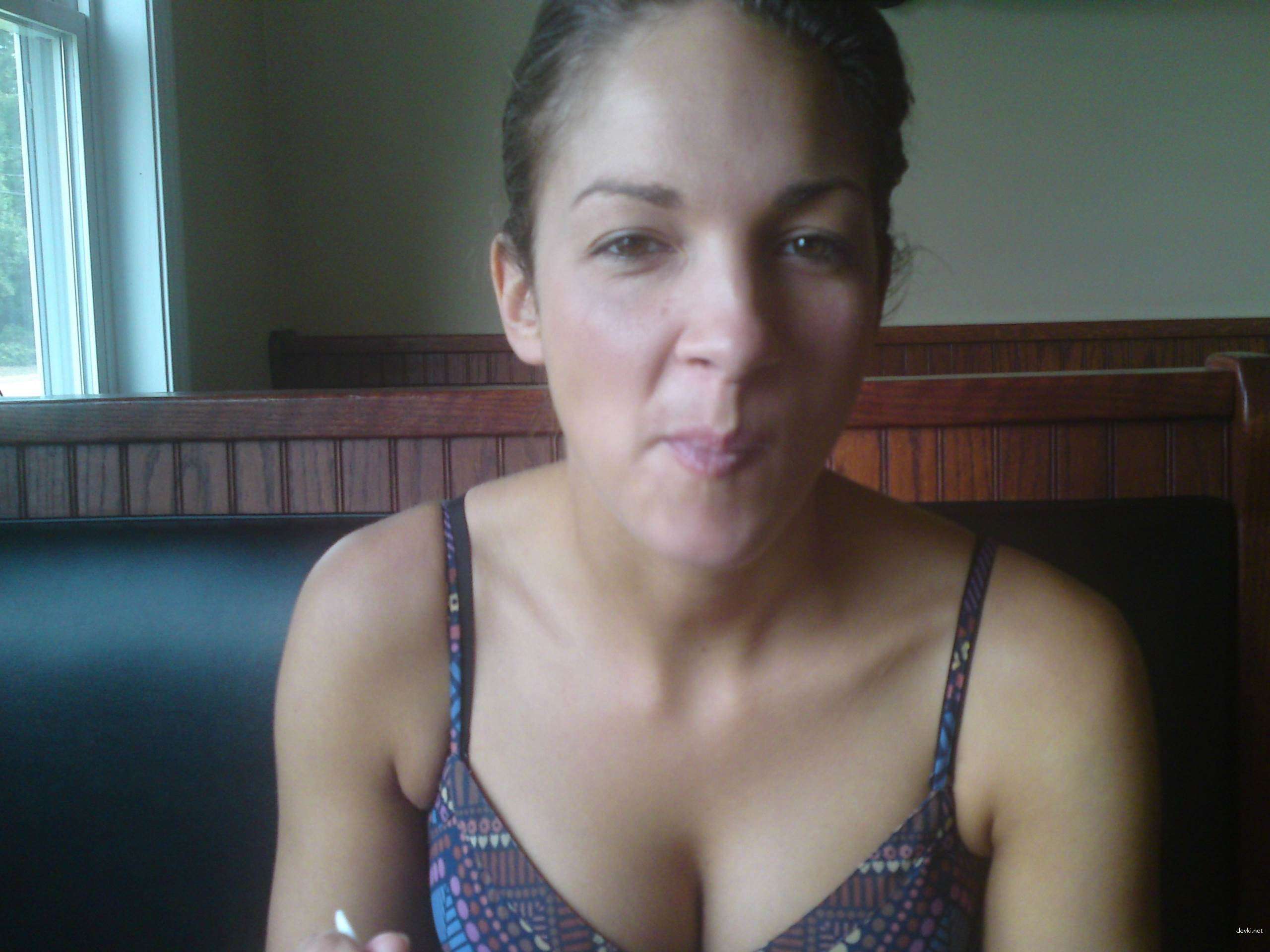 Roughly Bangs Fit Girlfriend: Amateur Porn Pics