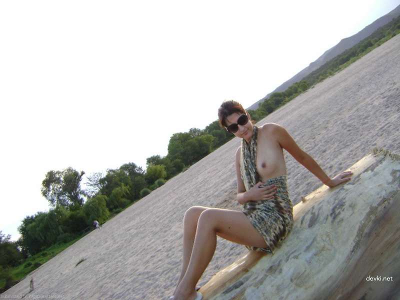 Amateur Slut Shows Close-Up Pussy - Explicit Porn Photo