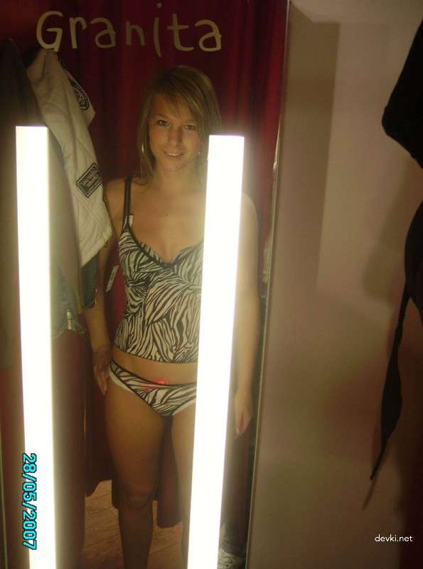 Private Blonde Amateur Porn: Explicit Sex Photos