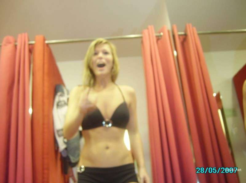 Private Blonde Amateur Porn: Explicit Sex Photos