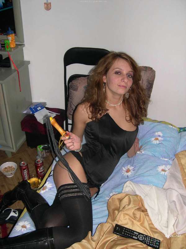 Amateur Slut with Amazing Ass Fucks at Home - Explicit Homemade Sex Photo