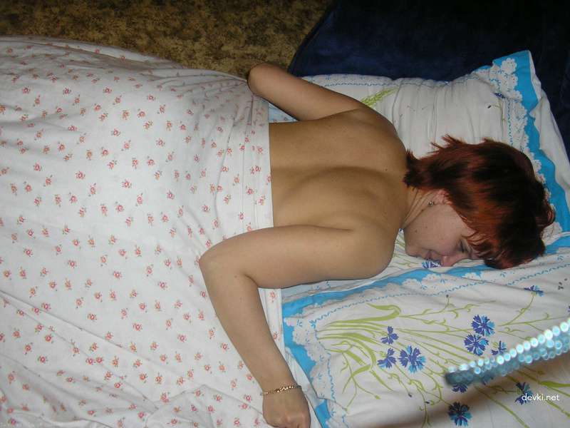 Private Collection of Amateur Erotic Photos: Explicit and Sensual Content
