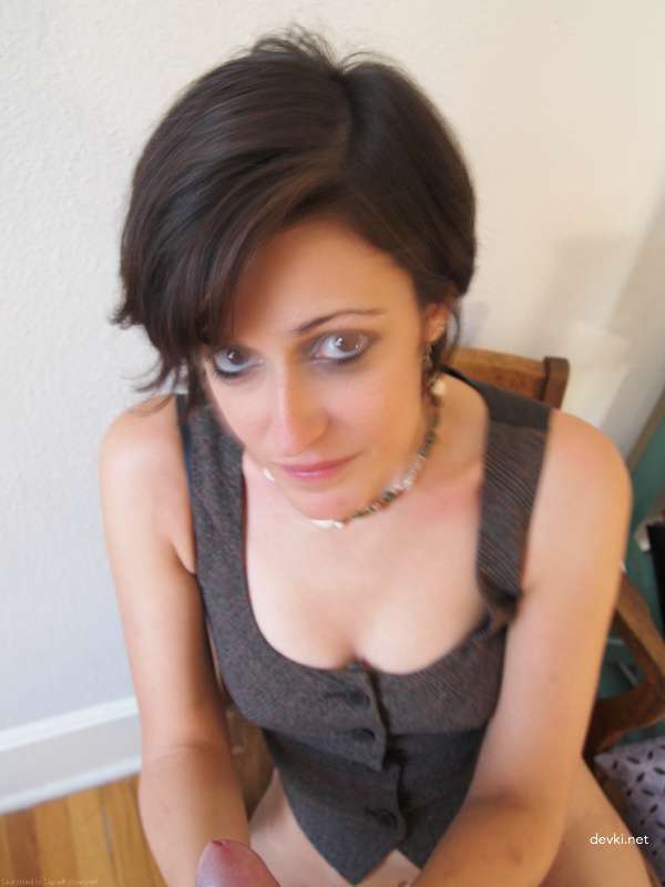 Amateur Woman Gives Blowjob on Camera - Explicit Oral Sex Photo