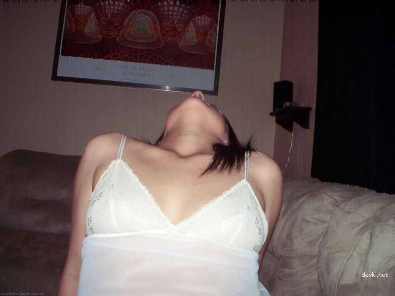 Wild Sex with a Willing Amateur Girl - Explicit Amateur Porn Photo