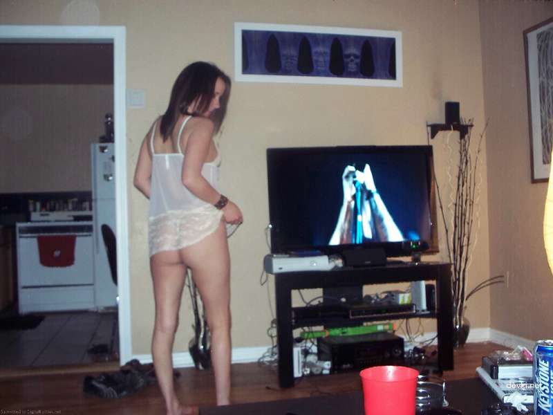 Wild Sex with a Willing Amateur Girl - Explicit Amateur Porn Photo