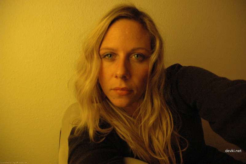 Girlfriend Masturbates with Dildo: Explicit Amateur Porn Photo