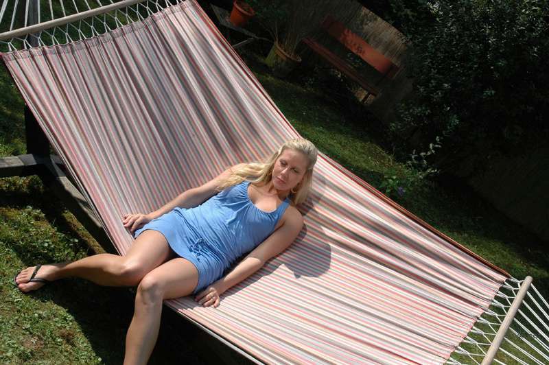 Girlfriend Masturbates with Dildo: Explicit Amateur Porn Photo