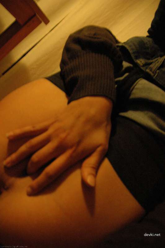 Girlfriend Masturbates with Dildo: Explicit Amateur Porn Photo