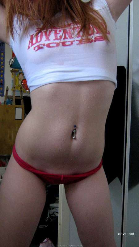 Fiery Redhead Babe Loves Hardcore Sex - Amateur Porn Pic