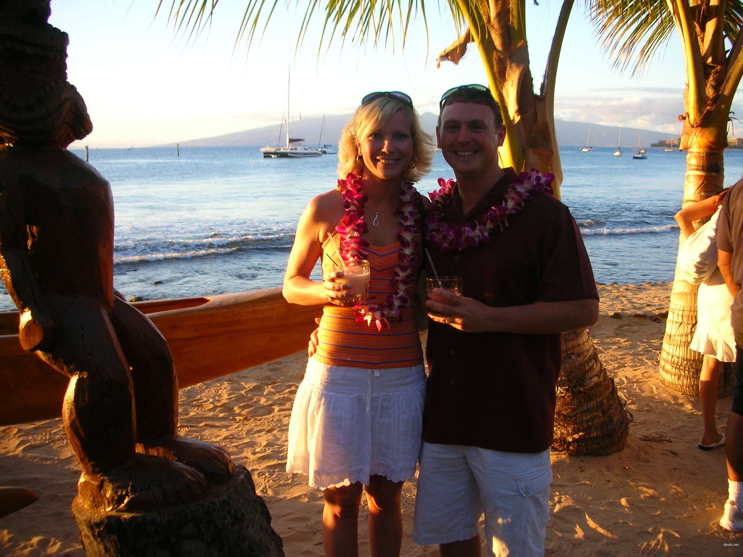 Blonde Amateur Porn: Explicit Erotic Album with Hot Photos