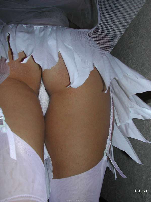 Hot Girlfriend with Perfect Ass and Tiny Tits in Amateur Porn Pic