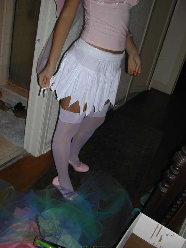 Hot Girlfriend with Perfect Ass and Tiny Tits in Amateur Porn Pic