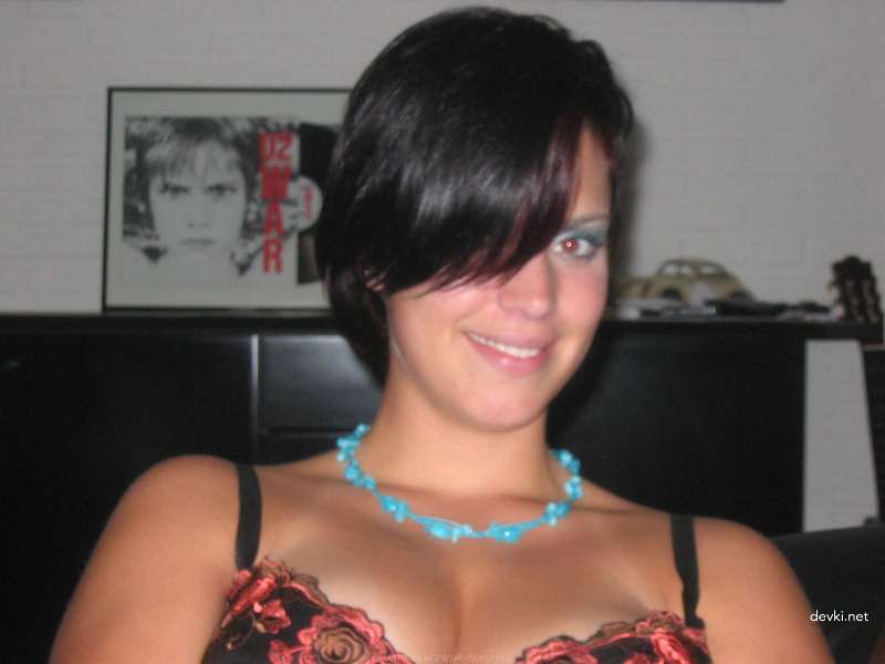 Homemade Wife Porn Photos: Raw and Explicit Amateur XXX Pics