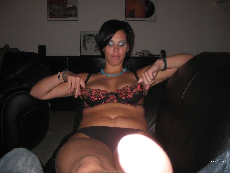 Homemade Wife Porn Photos: Raw and Explicit Amateur XXX Pics