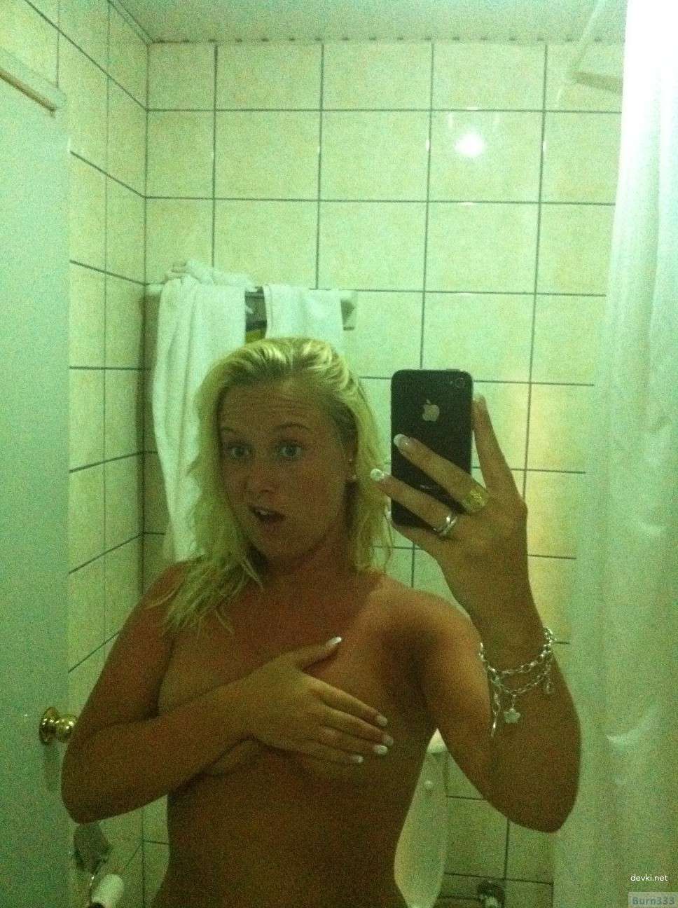 Blonde Babe Deepthroats Cock in Hot Amateur Porn Photo