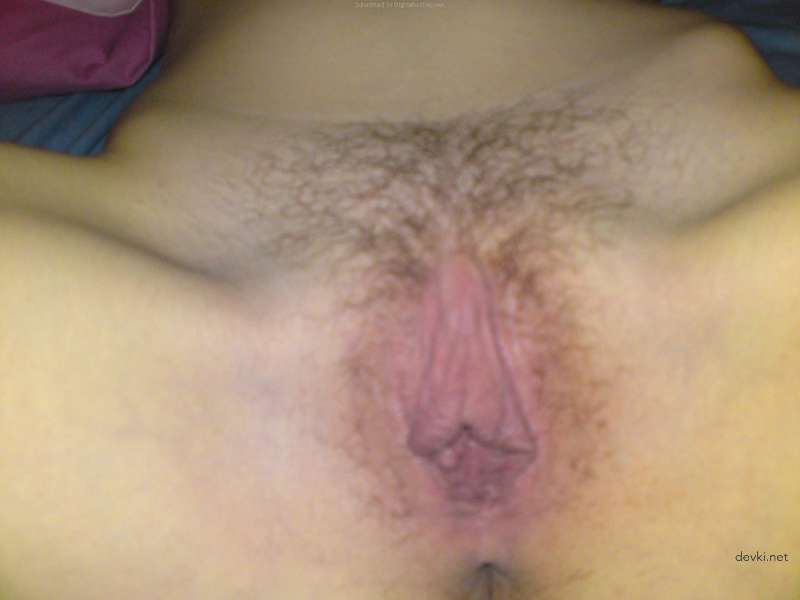 Naughty Teen Poses in Amateur Porn Pics - Sexy Photoshoot