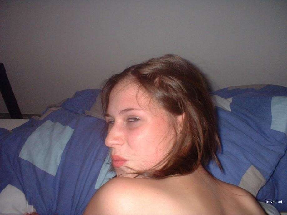 Passionate Amateur Girl's Explicit Porn Photos: Hot and Wild Action