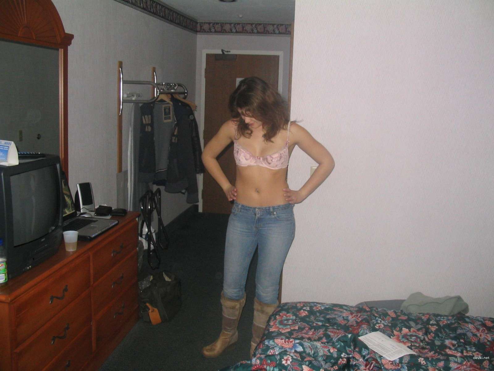 Eager Wife Sex: Amateur Porn Photos of Insatiable Wife in Explicit Action