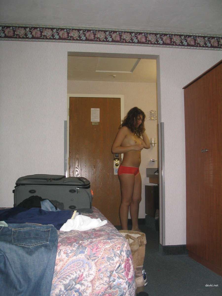 Eager Wife Sex: Amateur Porn Photos of Insatiable Wife in Explicit Action