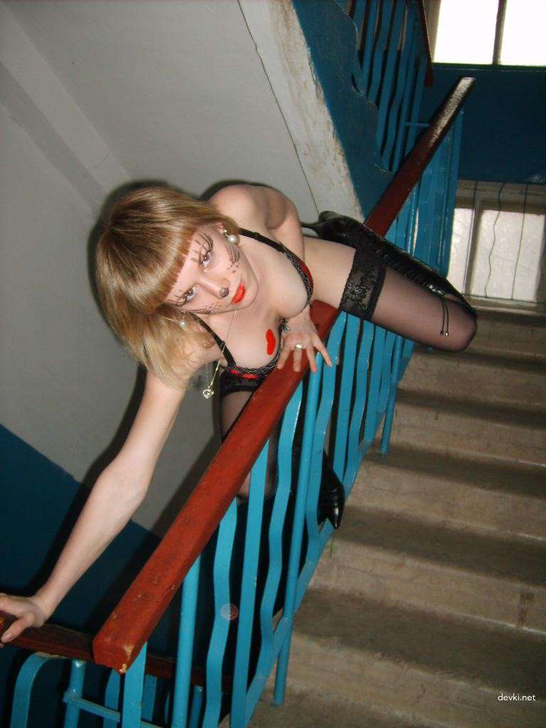 Naughty Amateur Girl Loves to Play in Sex - Explicit Homemade Porn