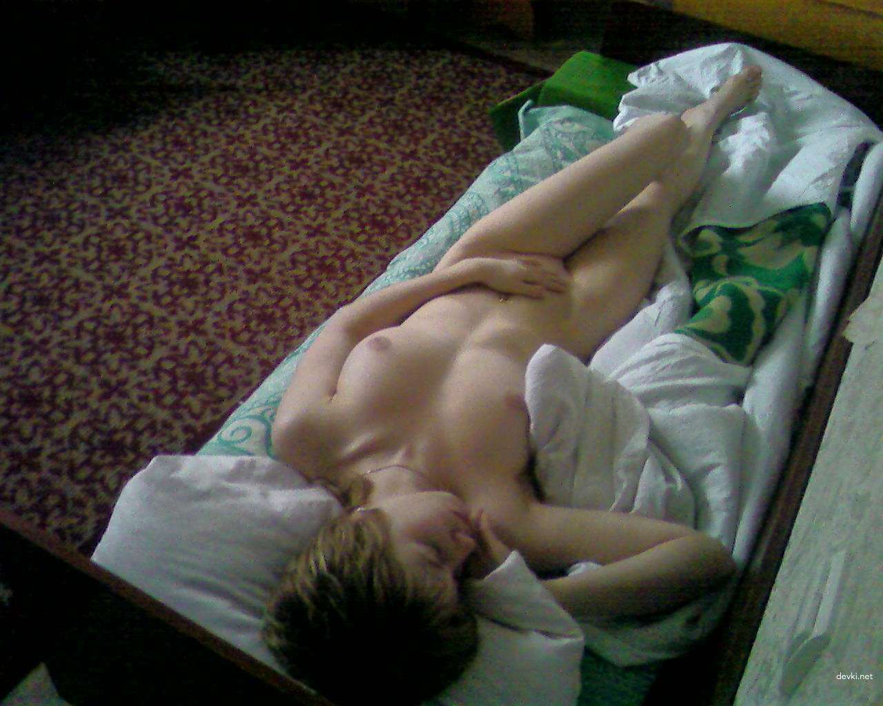 Naughty Amateur Girl Loves to Play in Sex - Explicit Homemade Porn