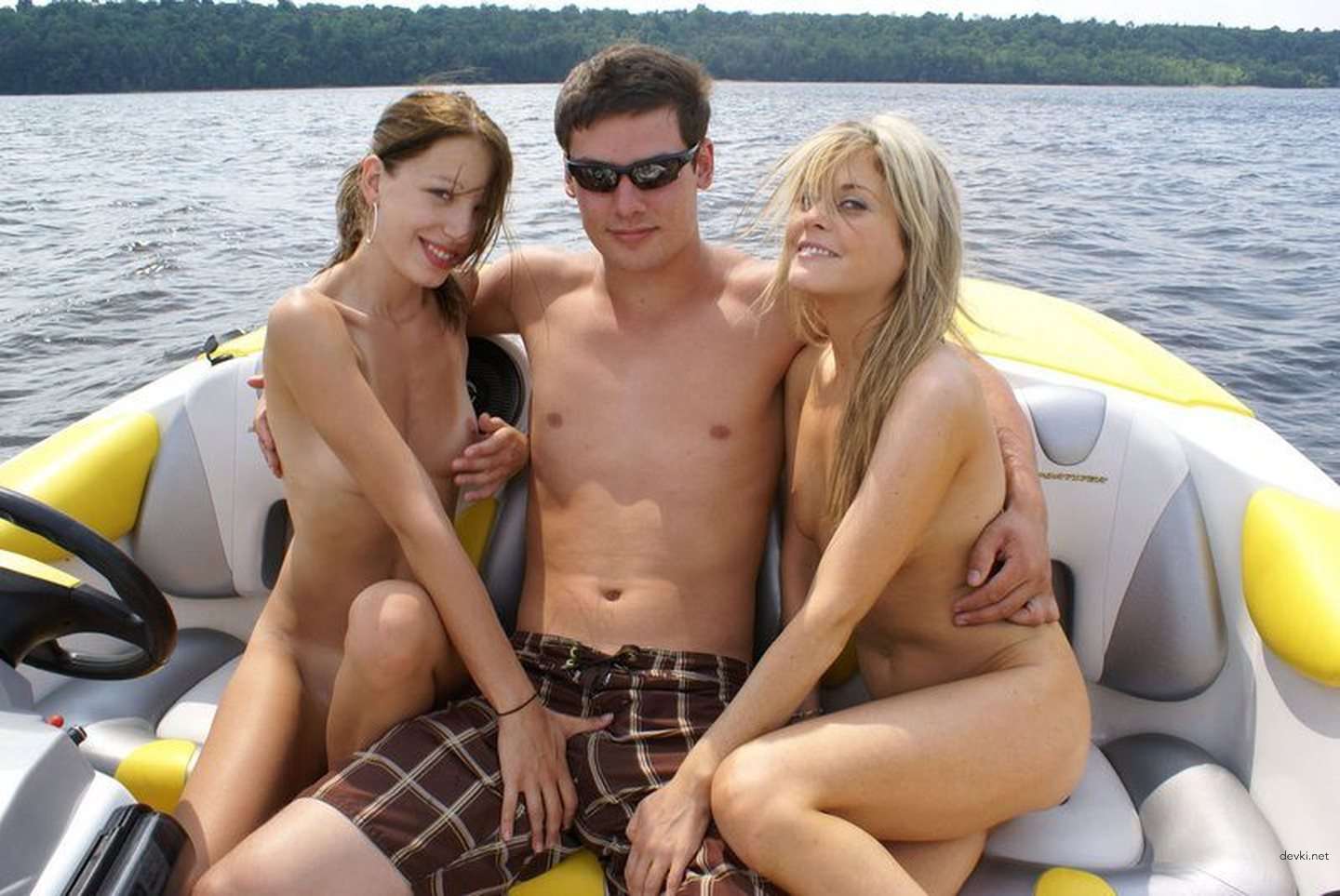 Guy Fucks Two Girls: Amateur Threesome Porn Photo