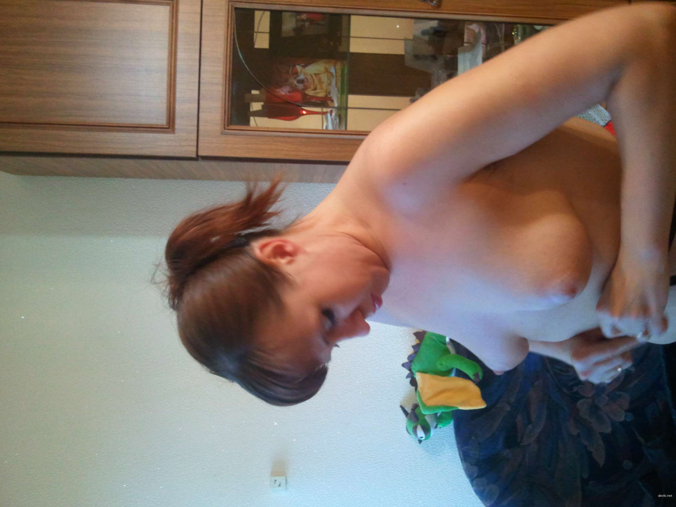 Hot Blowjob Amateur Porn: Woman Deepthroats Big Cock