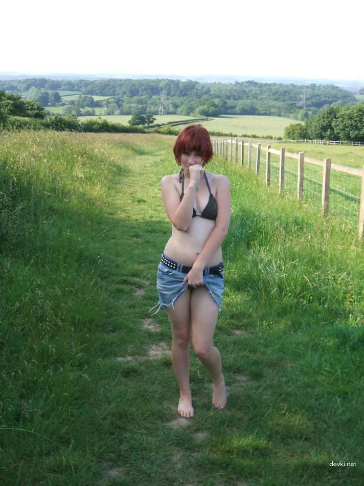 Wild Amateur Sex with Playful Girlfriend - Explicit Homemade Porn Pics