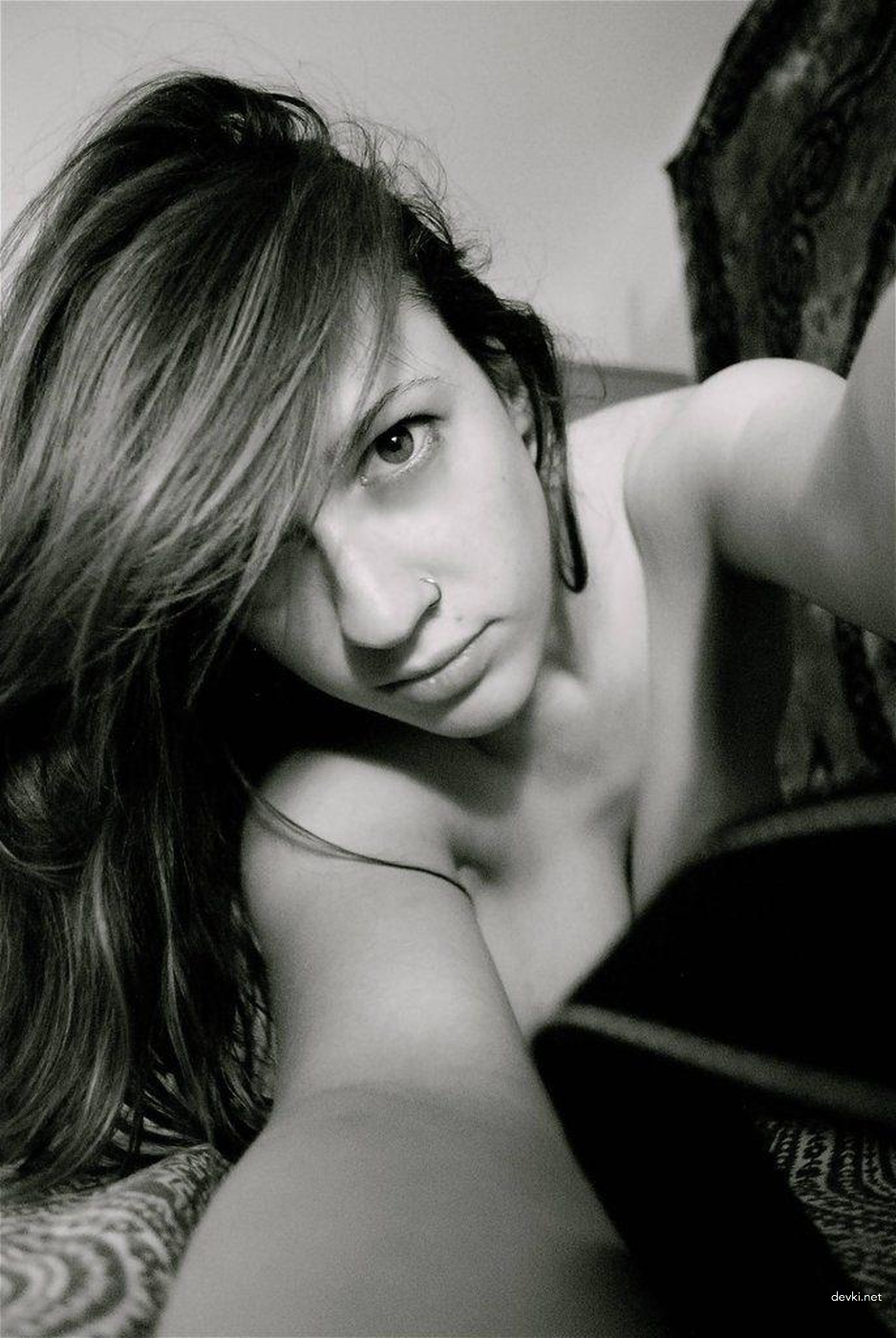 Huge Boobed Amateur Babe in Explicit Sex Photos