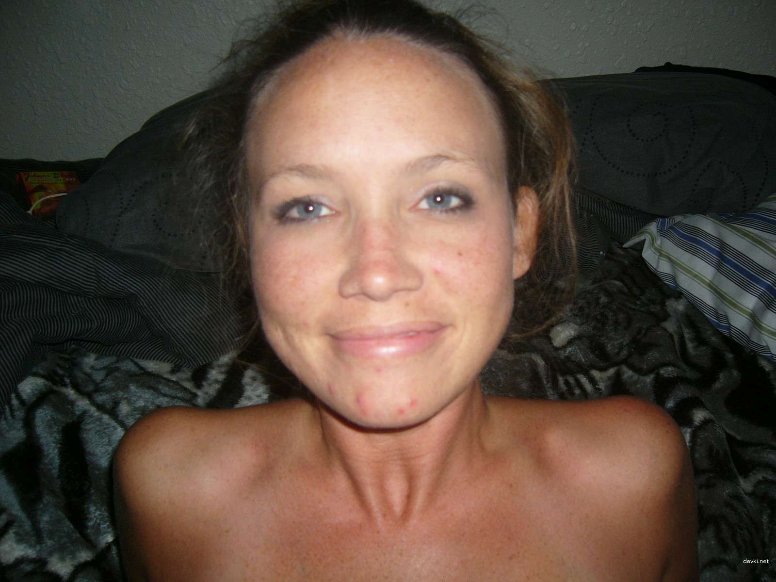 Teen Loves Taking Cum on Her Face: Explicit Amateur Porn Pics