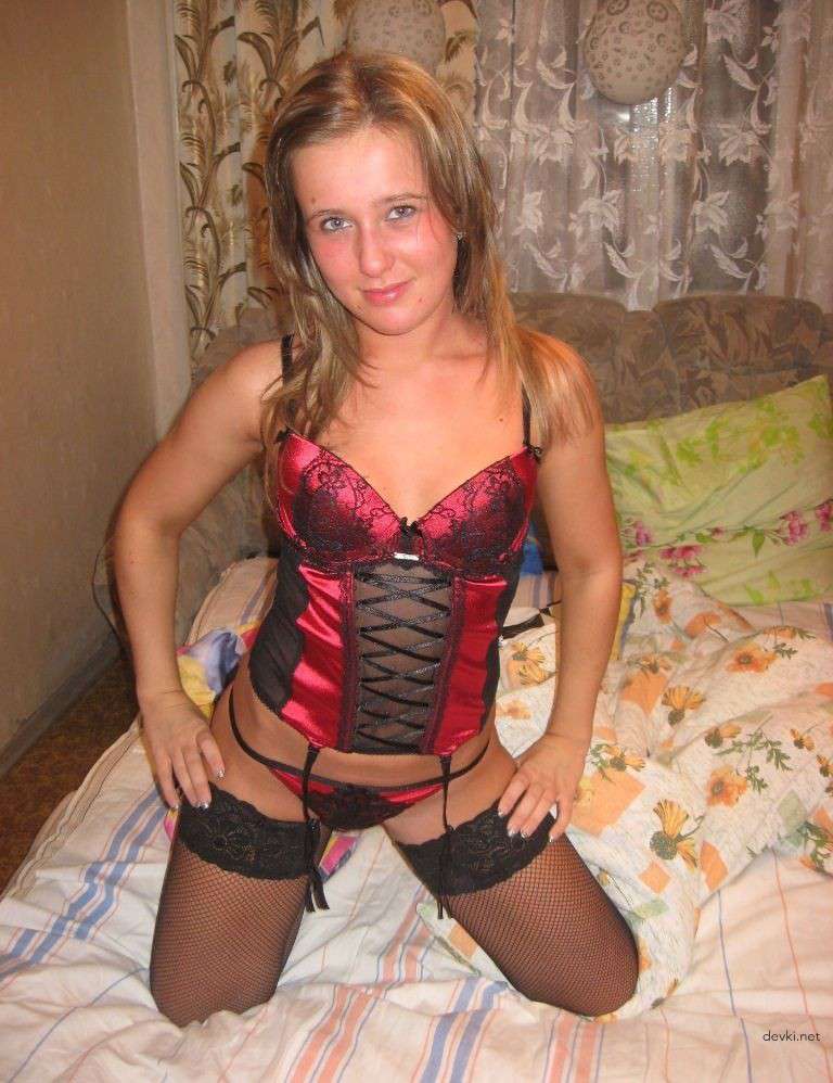 Girlfriend Sucking Balls: Explicit Amateur Porn Photo