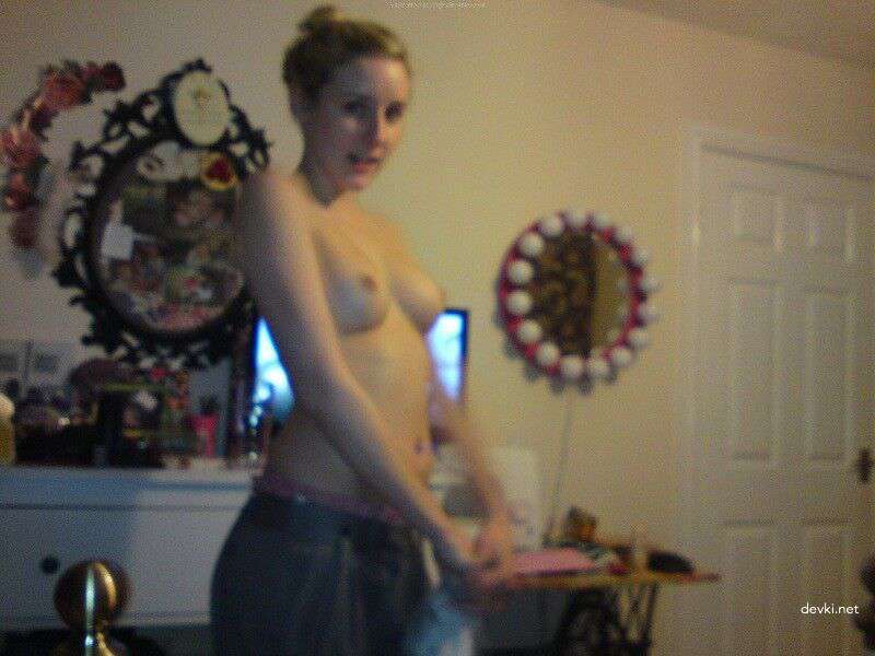 Amateur Slut Private Porn Pics - Uncensored XXX Photos of Horny Girl