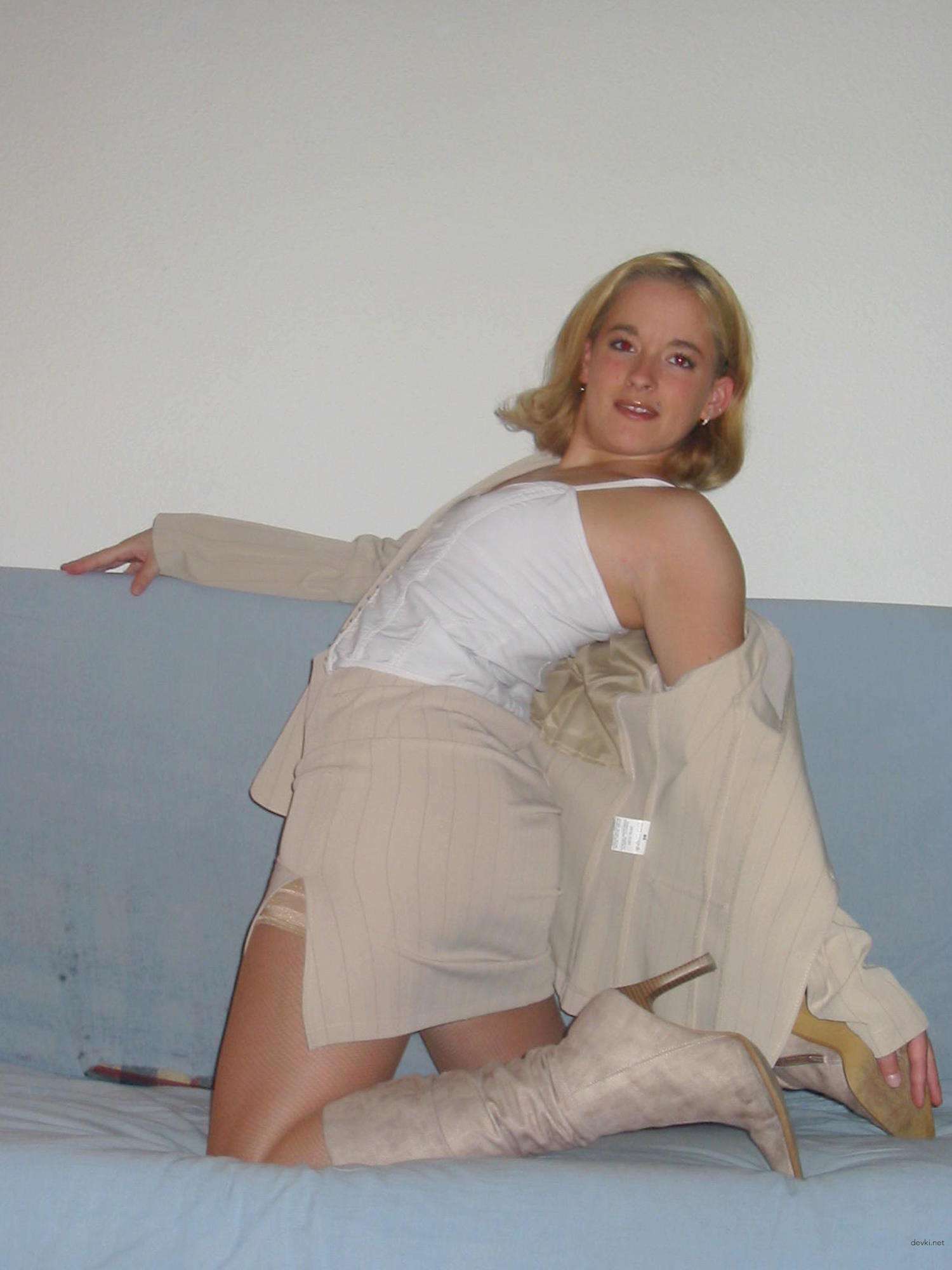 Hot Amateur Porn: Sexy Girl's Private Nude Photos